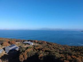 Eco Waterfront Seclusion - Carlton Bluff House